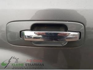 Used Rear door handle 4-door, right Nissan X-Trail (T30) 2.2 dCi 16V 4x4 Price on request offered by Kleine Staarman B.V. Autodemontage