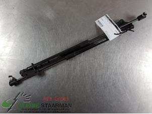 Used Set of tailgate gas struts Kia Rio III (UB) 1.4 CVVT 16V Price on request offered by Kleine Staarman B.V. Autodemontage