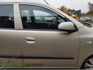 Używane Drzwi prawe przednie wersja 4-drzwiowa Hyundai i10 (F5) 1.1i 12V Cena € 90,75 Z VAT oferowane przez Kleine Staarman B.V. Autodemontage