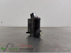 Used Windscreen washer pump Kia Rio III (UB) 1.4 CVVT 16V Price on request offered by Kleine Staarman B.V. Autodemontage