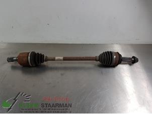 Used Front drive shaft, left Kia Rio IV (YB) 1.2 MPI 16V Price on request offered by Kleine Staarman B.V. Autodemontage
