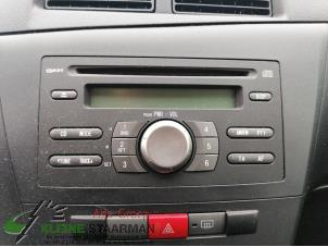 Usagé Radio/Lecteur CD Daihatsu Cuore (L251/271/276) 1.0 12V DVVT Prix sur demande proposé par Kleine Staarman B.V. Autodemontage