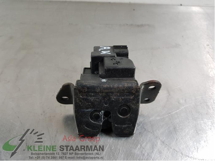 Tailgate lock mechanism Kia Sportage 1.7 CRDi 16V 4x2 - 812303W000