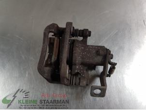 Used Rear brake calliper, left Hyundai i30 Wagon (GDHF5) 1.6 CRDi 16V VGT Price on request offered by Kleine Staarman B.V. Autodemontage