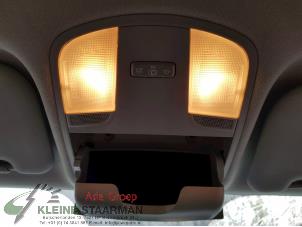 Gebrauchte Innenbeleuchtung vorne Kia Stonic (YB) 1.0i T-GDi 12V Preis auf Anfrage angeboten von Kleine Staarman B.V. Autodemontage