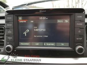 Usagé Radio Kia Stonic (YB) 1.0i T-GDi 12V Prix sur demande proposé par Kleine Staarman B.V. Autodemontage