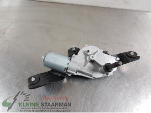 Used Rear wiper motor Kia Sportage (QL) 1.6 GDI 132 16V 4x2 Price on request offered by Kleine Staarman B.V. Autodemontage