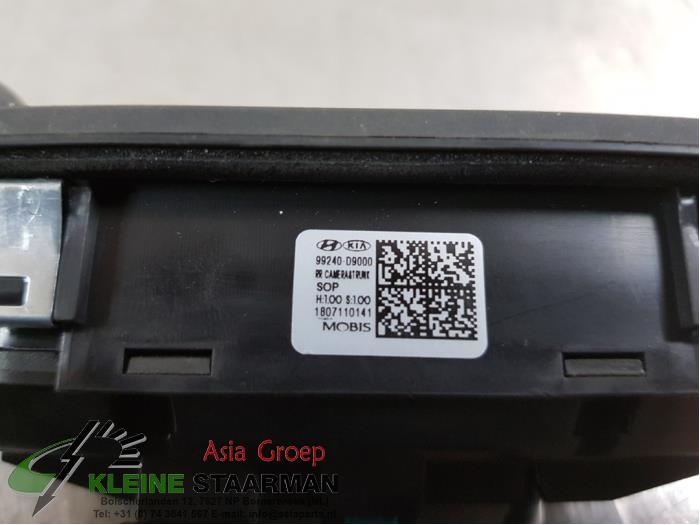 Interruptor del portón trasero de un Kia Sportage (QL) 1.6 GDI 132 16V 4x2 2018