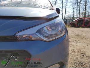 Used Headlight, left Hyundai i20 (GBB) 1.2i 16V Price on request offered by Kleine Staarman B.V. Autodemontage