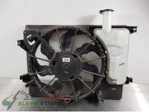 Usagé Boîtier ventilateur Hyundai i30 (GDHB5) Prix € 75,00 Règlement à la marge proposé par Kleine Staarman B.V. Autodemontage