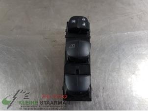 Used Electric window switch Nissan Qashqai (J11) 1.6 DIG-T 163 16V Price on request offered by Kleine Staarman B.V. Autodemontage