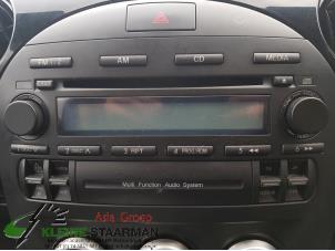 Used Radio CD player Mazda MX-5 (NC18/1A) 1.8i 16V Price on request offered by Kleine Staarman B.V. Autodemontage