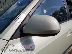 Usados Retrovisor externo izquierda Hyundai Elantra III 2.0i 16V CVVT Precio de solicitud ofrecido por Kleine Staarman B.V. Autodemontage