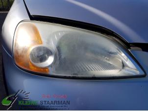Used Headlight, right Honda Civic (EM) 1.7 16V LS Price on request offered by Kleine Staarman B.V. Autodemontage