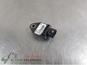 Used Airbag sensor Hyundai i30 (GDHB5) Price on request offered by Kleine Staarman B.V. Autodemontage