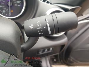 Usados Interruptor de limpiaparabrisas Mazda MX-5 (ND) 2.0 SkyActiv G-184 16V Precio de solicitud ofrecido por Kleine Staarman B.V. Autodemontage