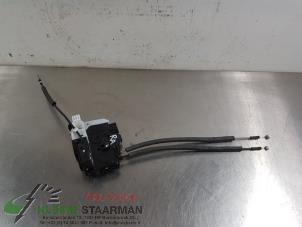 Used Rear door mechanism 4-door, right Hyundai iX35 (LM) 1.6 GDI 16V Price on request offered by Kleine Staarman B.V. Autodemontage