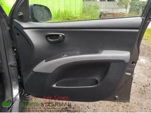 Used Front door trim 4-door, right Hyundai i10 (F5) 1.2i 16V Price on request offered by Kleine Staarman B.V. Autodemontage