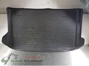 Used Boot mat Kia Venga 1.4 CVVT 16V Price on request offered by Kleine Staarman B.V. Autodemontage