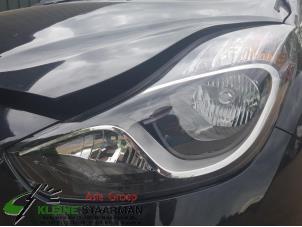 Używane Reflektor lewy Hyundai iX20 (JC) 1.4i 16V Cena na żądanie oferowane przez Kleine Staarman B.V. Autodemontage