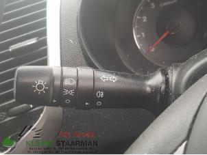 Używane Przelacznik kierunkowskazu Hyundai iX20 (JC) 1.4i 16V Cena na żądanie oferowane przez Kleine Staarman B.V. Autodemontage
