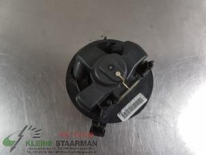 Usados Motor de ventilador de calefactor Nissan Note (E11) 1.4 16V Precio de solicitud ofrecido por Kleine Staarman B.V. Autodemontage