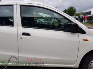 Gebrauchte Tür 4-türig rechts vorne Daihatsu Cuore (L251/271/276) 1.0 12V DVVT Preis € 75,00 Margenregelung angeboten von Kleine Staarman B.V. Autodemontage
