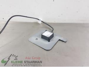 Used GPS antenna Mitsubishi Outlander (GF/GG) 2.0 16V PHEV 4x4 Price on request offered by Kleine Staarman B.V. Autodemontage