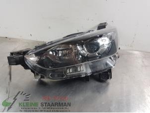 Used Headlight, left Mazda CX-3 2.0 SkyActiv-G 120 Price on request offered by Kleine Staarman B.V. Autodemontage