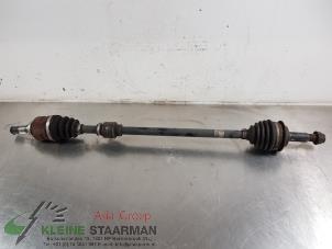 Used Front drive shaft, right Toyota Yaris II (P9) 1.33 16V Dual VVT-I Price on request offered by Kleine Staarman B.V. Autodemontage