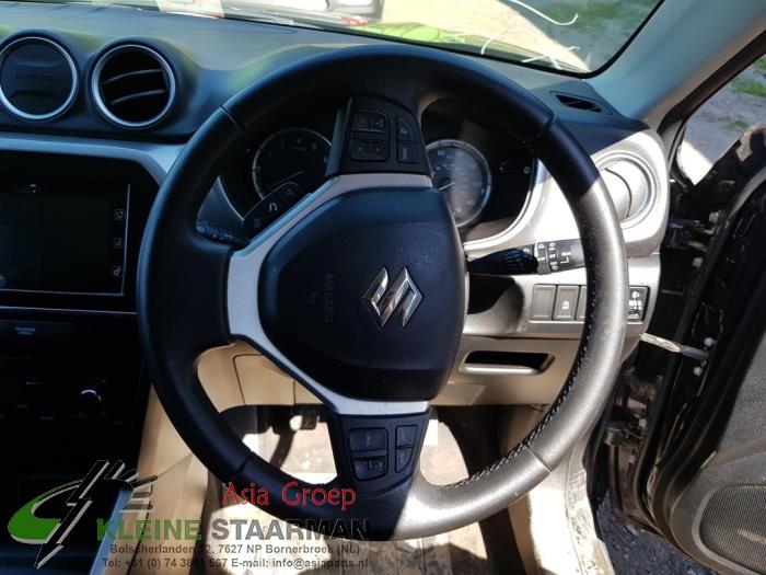 Left airbag (steering wheel) from a Suzuki Vitara (LY/MY) 1.6 16V VVT 2016