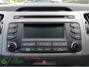 Used Radio CD player Kia Sportage (SL) 1.6 GDI 16V 4x2 Price on request offered by Kleine Staarman B.V. Autodemontage