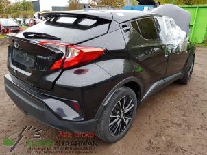 Gebrauchte Schmutzfänger Leiste Toyota C-HR (X1,X5) 1.8 16V Hybrid Preis auf Anfrage angeboten von Kleine Staarman B.V. Autodemontage