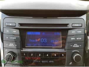 Usados Reproductor de CD y radio Hyundai i40 CW (VFC) 1.6 GDI 16V Precio de solicitud ofrecido por Kleine Staarman B.V. Autodemontage
