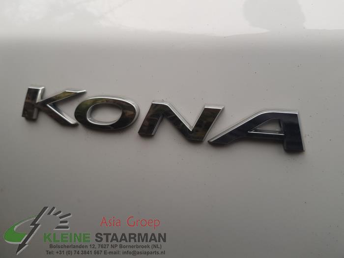 Vorderwand van een Hyundai Kona (OS) 1.0 T-GDI 12V 2020