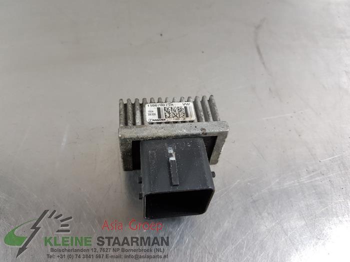 Glow plug relay Nissan Qashqai 1.5 dCi DPF 110678071R