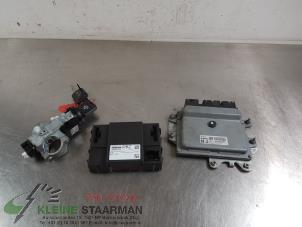 Used Ignition lock + computer Nissan Qashqai (J10) 2.0 16V Price on request offered by Kleine Staarman B.V. Autodemontage
