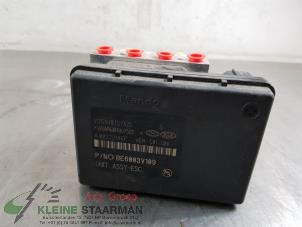 Usados Bomba ABS Kia Stonic (YB) 1.0i T-GDi 12V Precio de solicitud ofrecido por Kleine Staarman B.V. Autodemontage