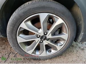Used Set of wheels Kia Stonic (YB) 1.0i T-GDi 12V Price on request offered by Kleine Staarman B.V. Autodemontage
