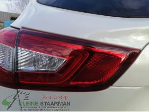 Gebrauchte Rücklicht links Nissan Qashqai (J11) 1.2 DIG-T 16V Preis auf Anfrage angeboten von Kleine Staarman B.V. Autodemontage