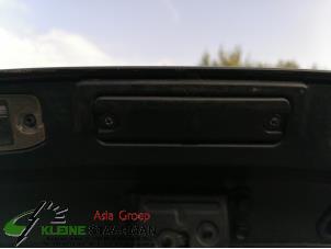 Used Tailgate switch Kia Sportage (SL) 2.0 CRDi HP 16V VGT 4x4 Price on request offered by Kleine Staarman B.V. Autodemontage