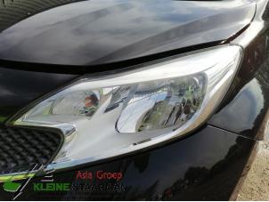 Used Headlight, left Nissan Note (E12) 1.2 DIG-S 98 Price on request offered by Kleine Staarman B.V. Autodemontage
