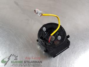 Usados Muelle de reloj airbag Kia Sportage (QL) 1.6 GDI 132 16V 4x2 Precio de solicitud ofrecido por Kleine Staarman B.V. Autodemontage