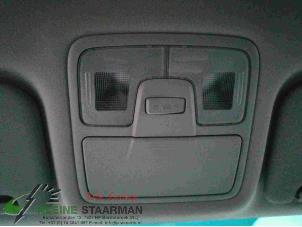 Używane Oswietlenie wewnetrzne przód Hyundai iX35 (LM) 2.0 GDI 16V 4x4 Cena na żądanie oferowane przez Kleine Staarman B.V. Autodemontage