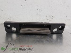 Used Tailgate switch Kia Carens II (FJ) 2.0i CVVT 16V Price on request offered by Kleine Staarman B.V. Autodemontage