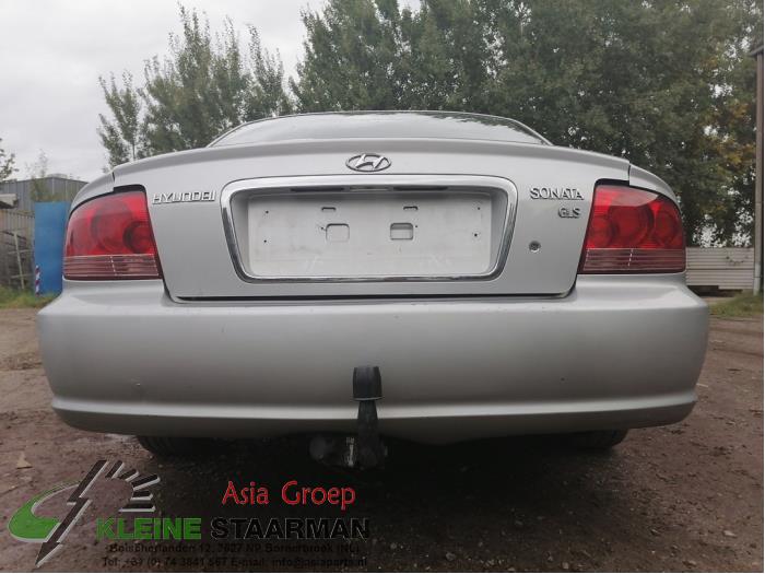 Hyundai Sonata Rear bumpers stock