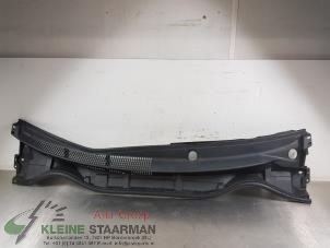 Used Cowl top grille Toyota Auris Touring Sports (E18) 1.8 16V Hybrid Price on request offered by Kleine Staarman B.V. Autodemontage