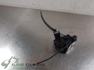 Used Rear door mechanism 4-door, right Hyundai iX20 (JC) 1.6i 16V Price on request offered by Kleine Staarman B.V. Autodemontage