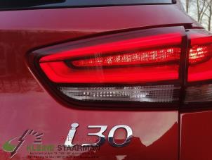 Gebrauchte Rücklicht rechts Hyundai i30 Wagon (PDEF5) 1.4 T-GDI 16V Preis auf Anfrage angeboten von Kleine Staarman B.V. Autodemontage