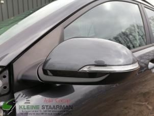 Used Wing mirror, left Kia Stonic (YB) 1.0i T-GDi 12V Price on request offered by Kleine Staarman B.V. Autodemontage